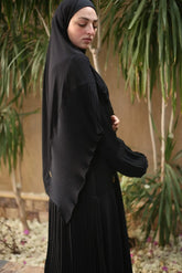 Hijab with fine pleats