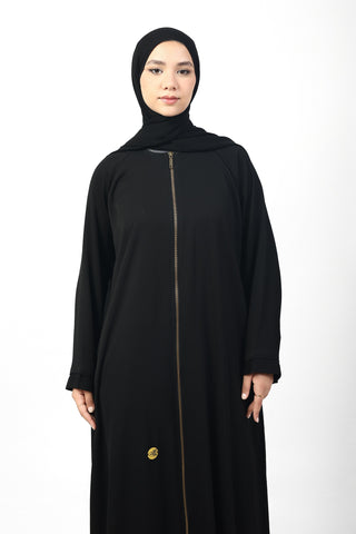 The Timeless Black Abaya