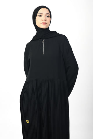 Majestic Pleats Abaya