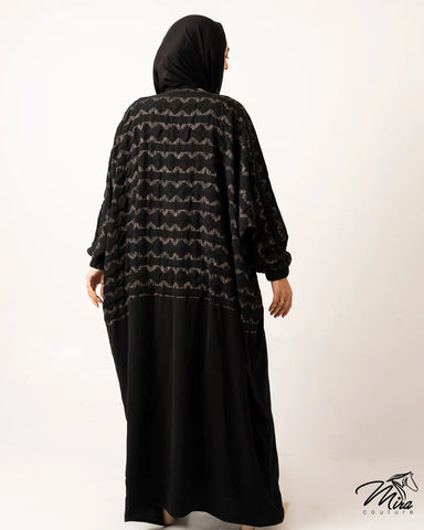 Zigzag Harmony Abaya