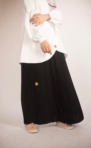 Black  Pleated Skirt