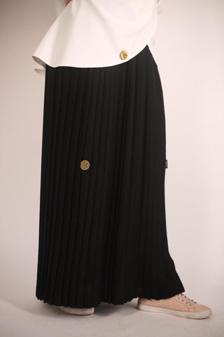Crepe Pleated Skirt