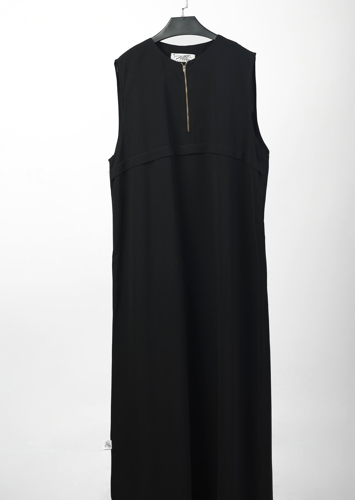 Black Basic Sleeveless Dress